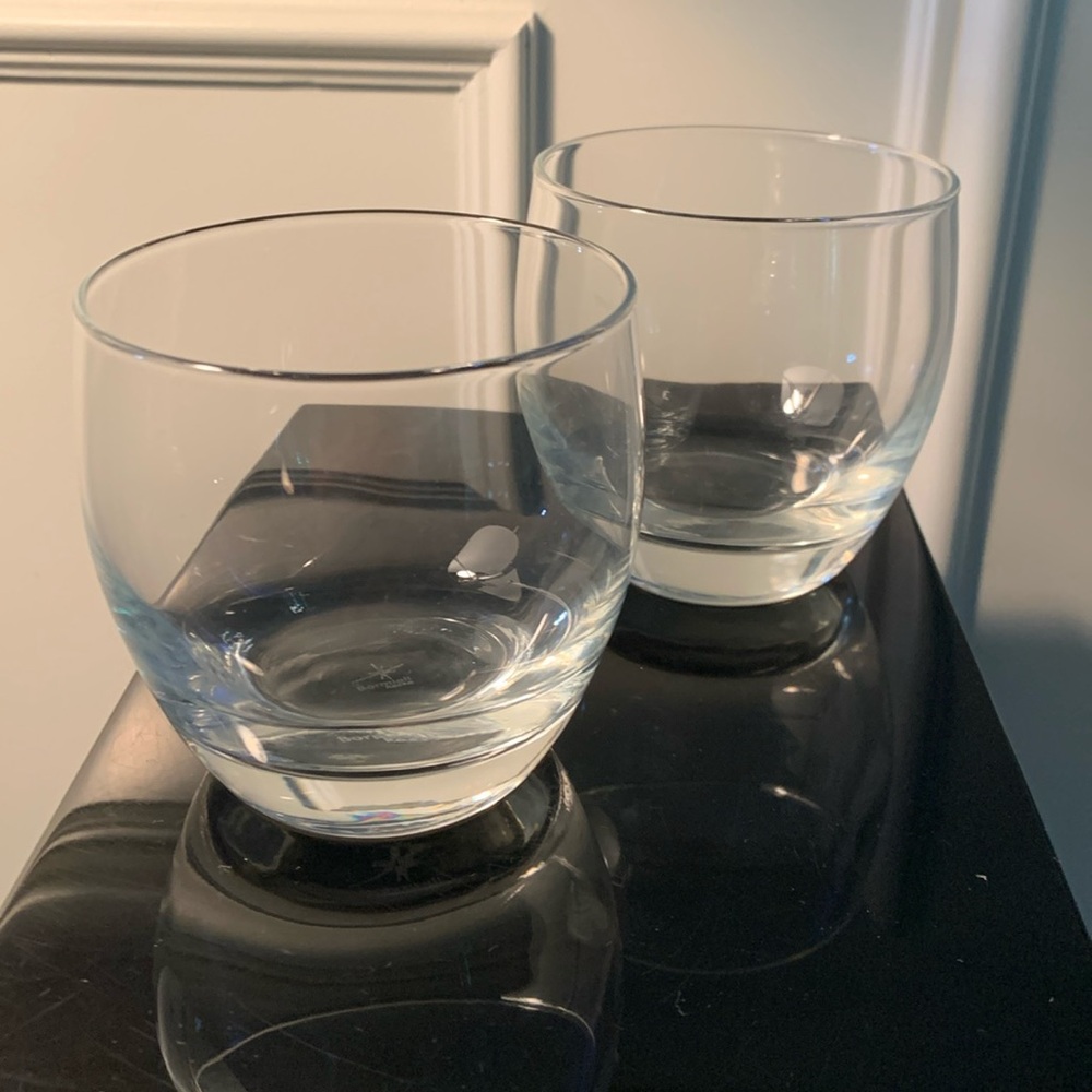 Glassware set of two can use for candles